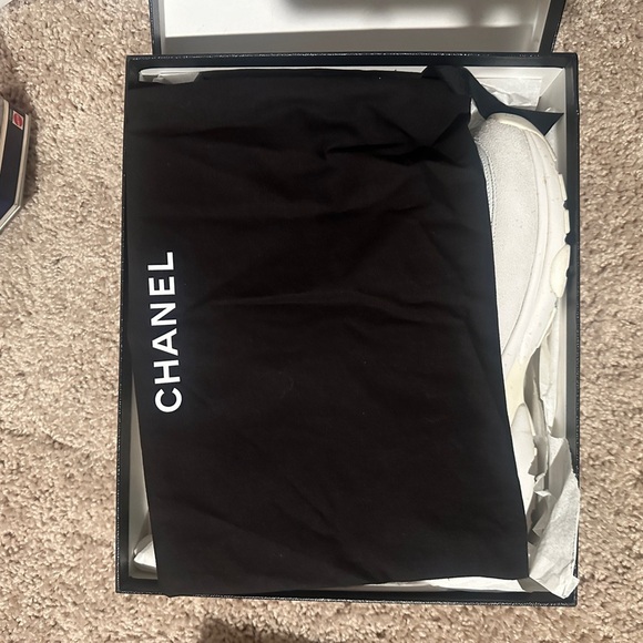 Chanel 2018 Interlocking CC Logo Wedge Sneaker - Picture 8 of 8